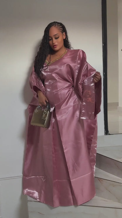 Robe Queen au-delà